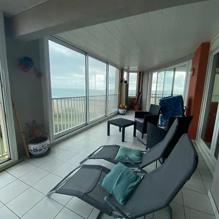 Spacieux Au Cap D'agde 120 M² Avec Piscine Partagee *