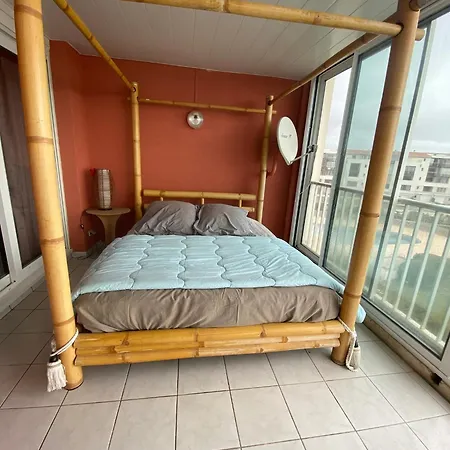 Апартаменты Spacieux Au Cap D'agde 120 M² Avec Piscine Partagee Агд